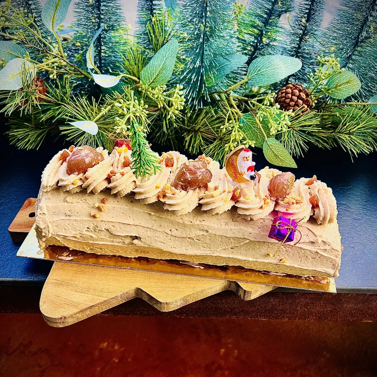 BÛCHE CRÈME DE MARRONS (6-8 pers)